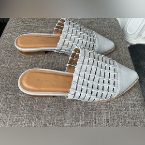 REPORT- Espadrilles size 9 NWOB